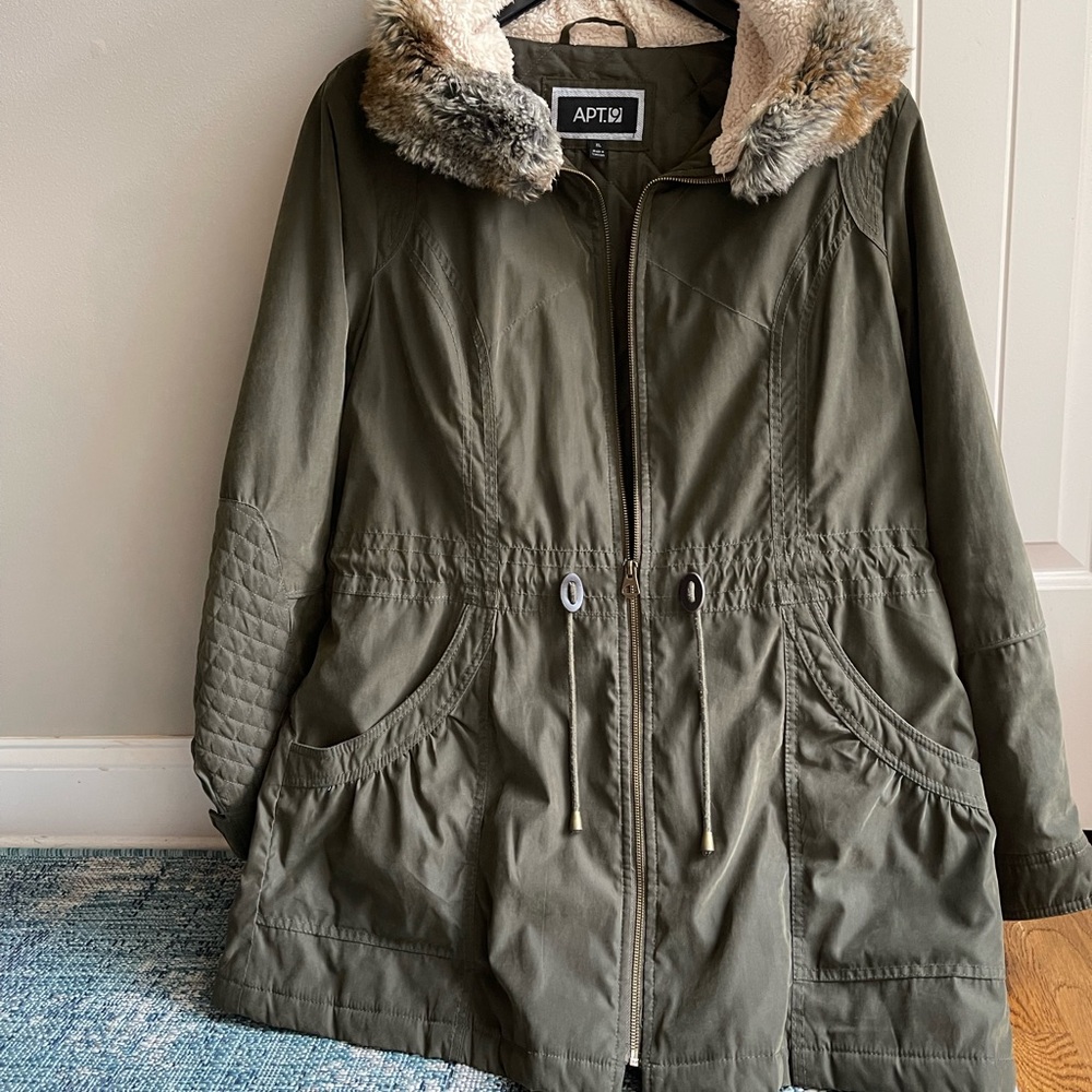 Women’s Winter Coat XL